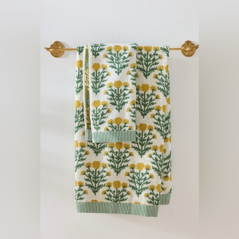 Anthropologie Eudora Towel - Thumbnail 4